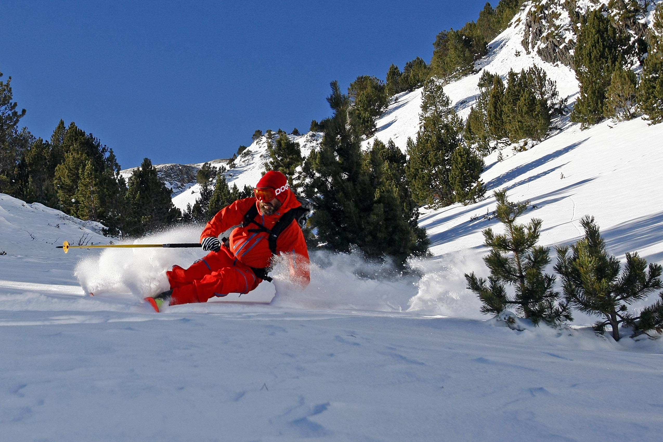 Freeride ski in Andorra, extreme sport over unspoilt snow.