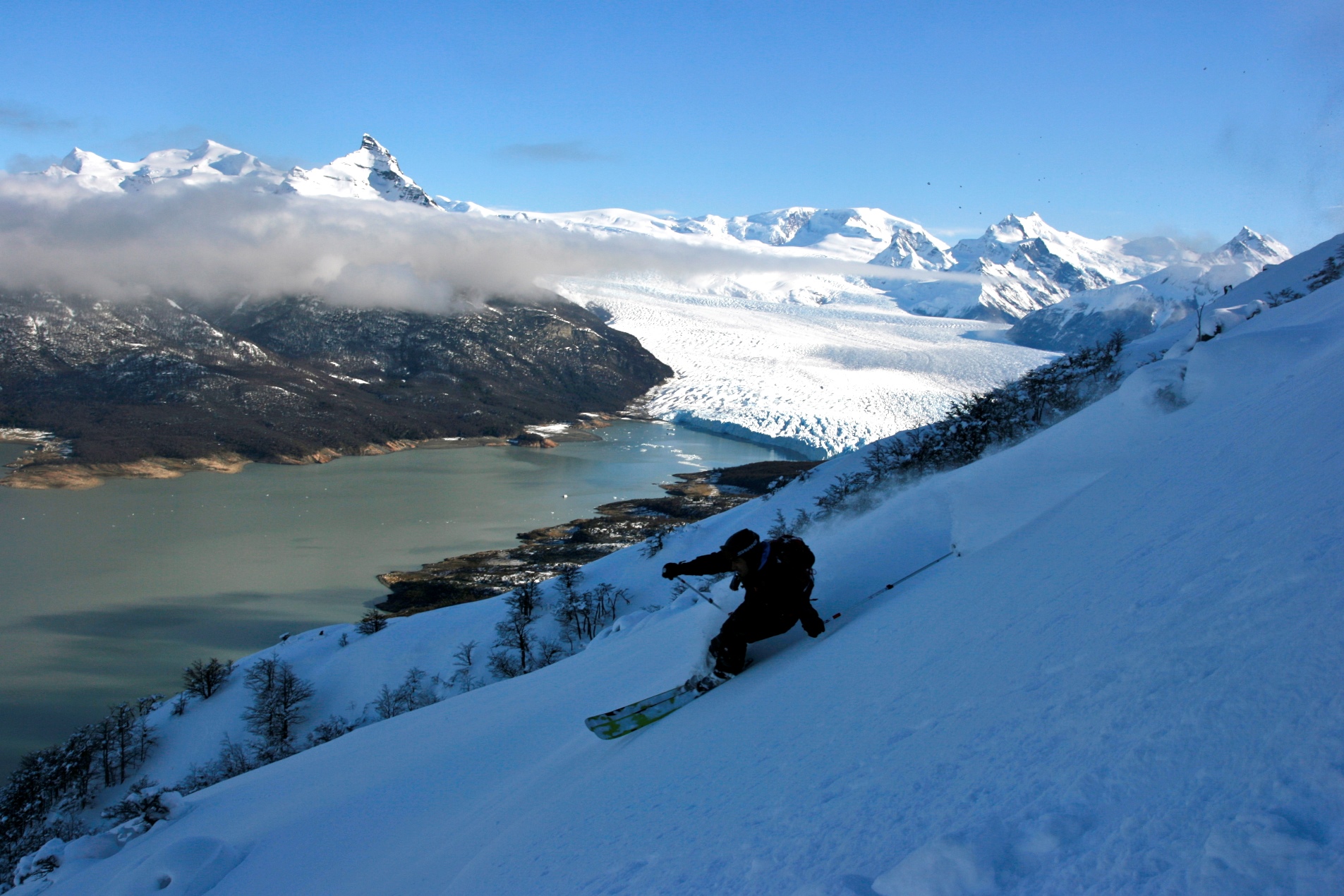 Mountain ski in Patagonia, enjoy a trip.