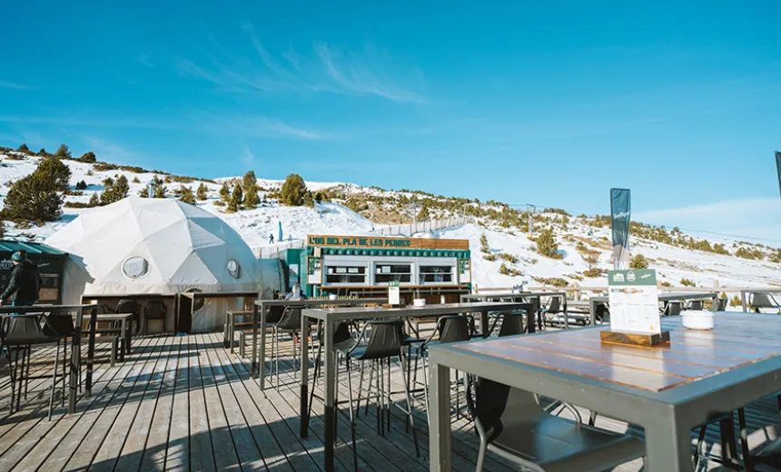 Pla de les pedres terraza & Music