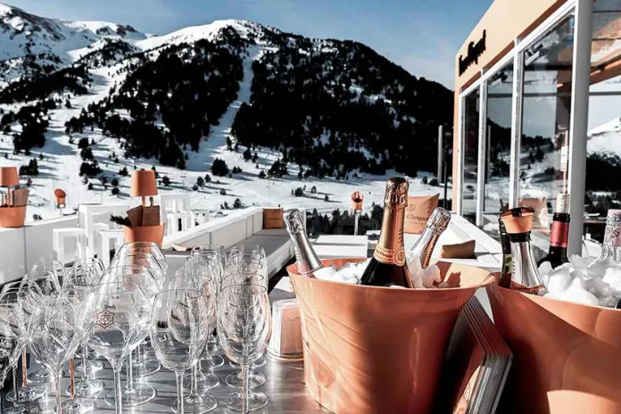 Grandvalira-terrazas&music-veuveclicquot