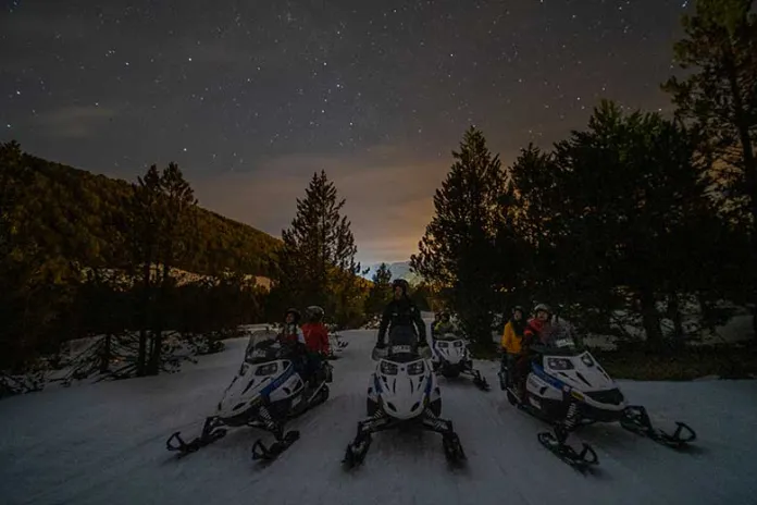 motos de neu nocturna