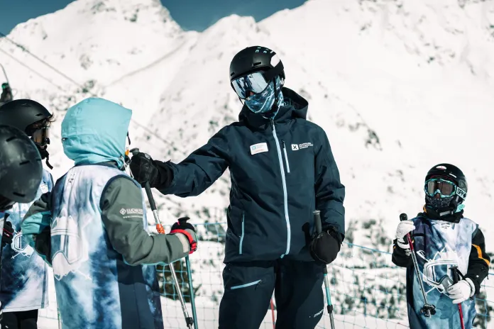 Magic ski grau roig