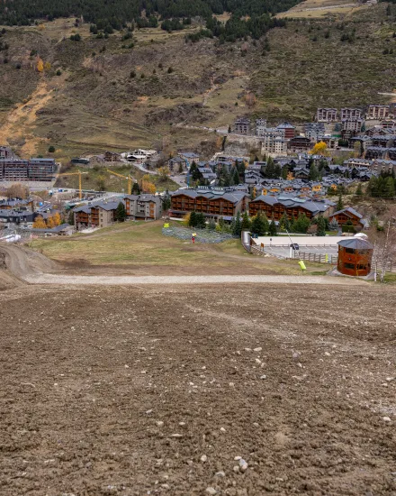 Acondicionament pista Aliga